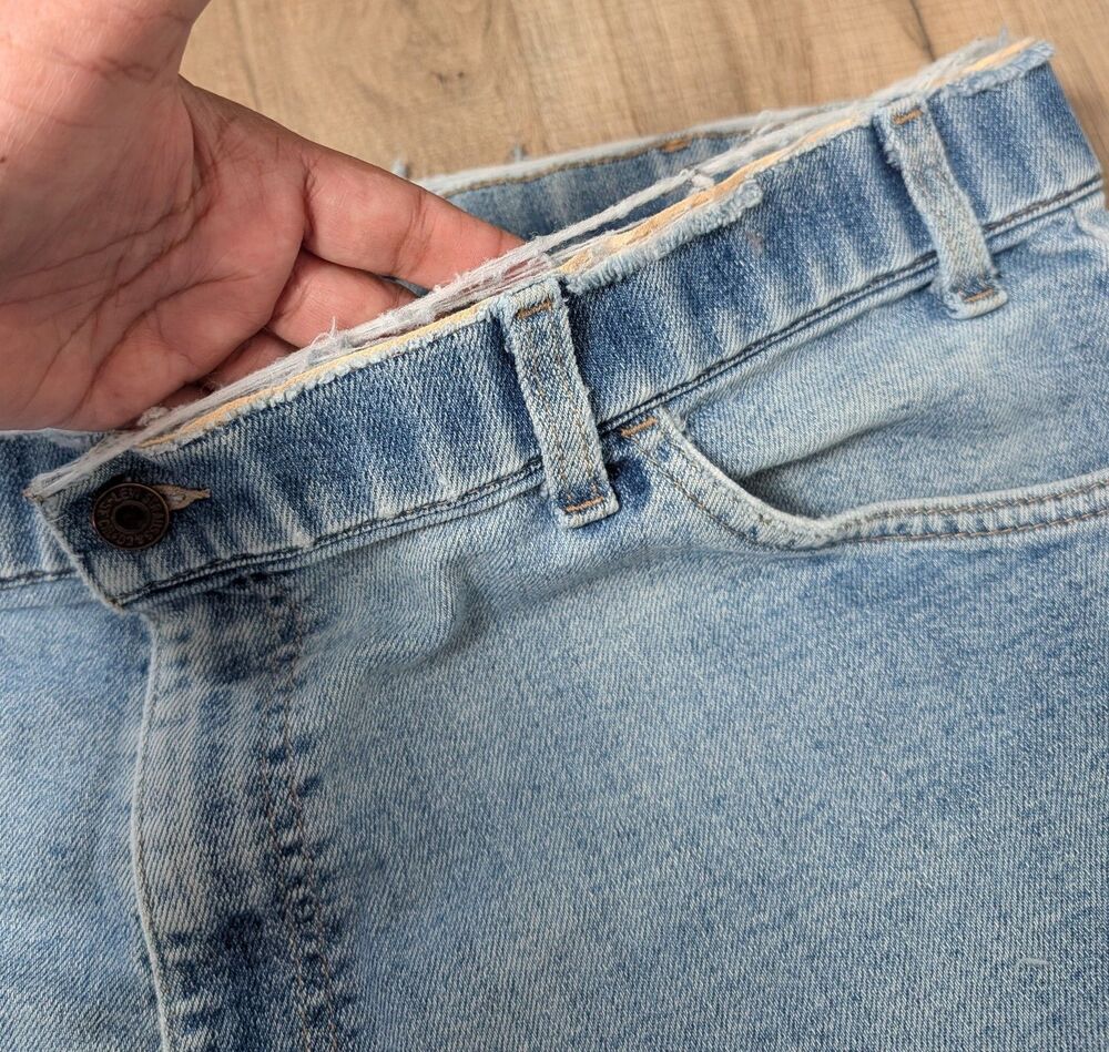 Vintage 1983 Levis Skosh More Room Jeans 42x28 Thrashed Distressed Made in US - Picture 6 of 12